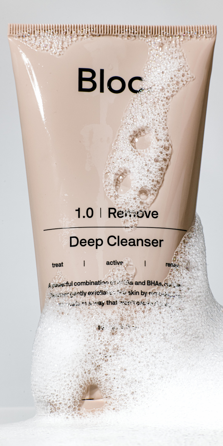 Bloc_Deep_Cleanser_acne-fighting_face_wash_salicylic_acid_and_zinc.png